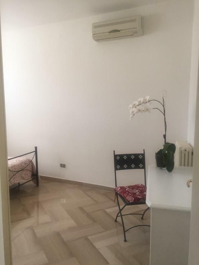 Historic Terrace Apartment Lecce Exterior photo